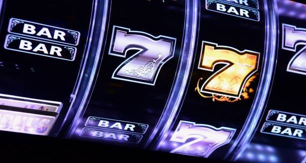 nova126 live baccarat table with dealer and player cards visible